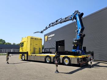 S580 V8 / 8x4 / FASSI 115 t/m CRANE / RETARDER